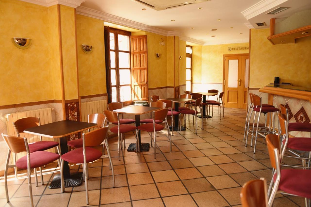 Hostal San Martin モリーノス・デ・ドゥエロ エクステリア 写真