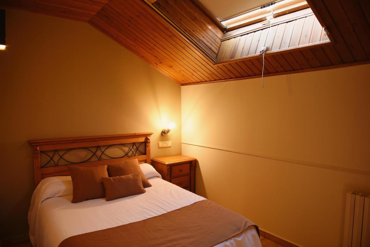 Hostal San Martin モリーノス・デ・ドゥエロ エクステリア 写真