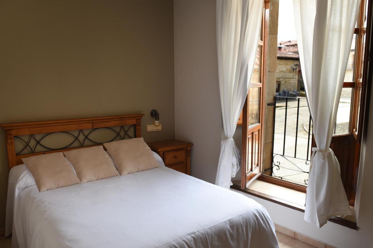 Hostal San Martin モリーノス・デ・ドゥエロ エクステリア 写真